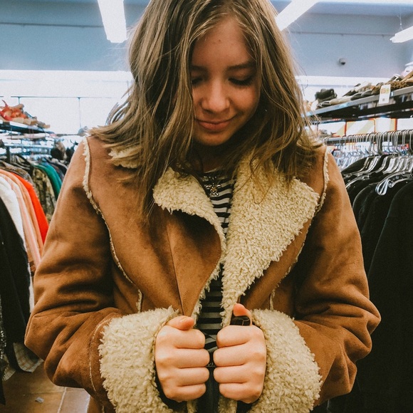 🔸🔸FOLLOW ME 🔸🔸 IG @AZTHRIFTSOUL_ - Picture 9 of 9